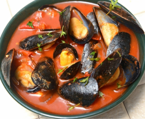 Mussels in Herbed Tomato Broth Recipe